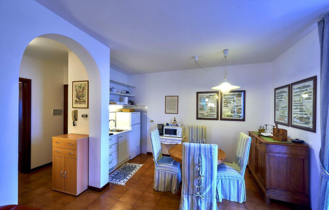 Casa Balcony Apartment Варена Екстериор снимка